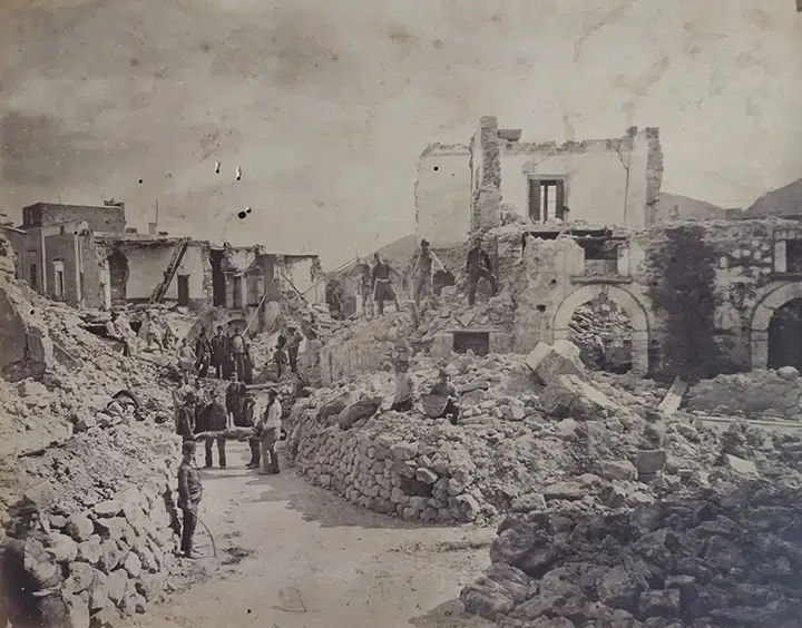 2. Terremoto na Itália - fotógrafo não identiificado - Sicília (Itália) - Século XIX